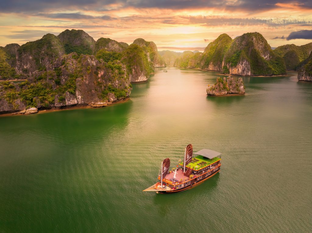Lan Ha Bay Cozy Cruise 2 days 1 night - kayaking, biking, all meals included
