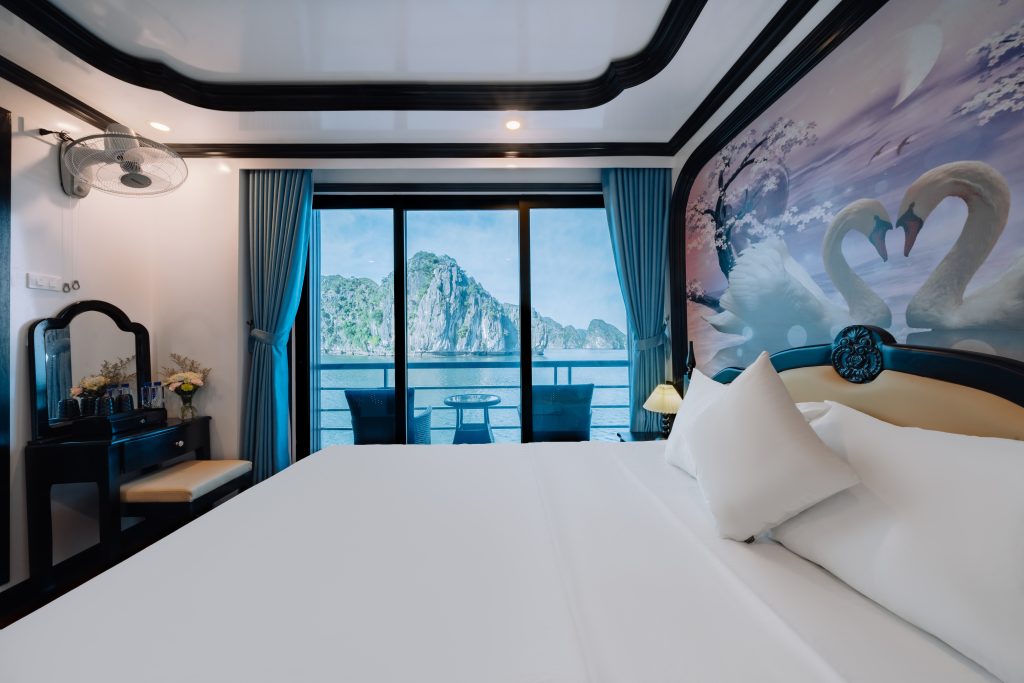 Bonita Cruise Lan Ha Bay